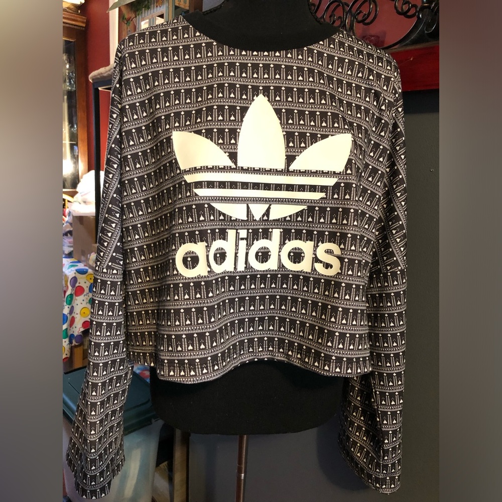 Adidas Women's Black and White Logo Cropped Top - Picture 2 of 9